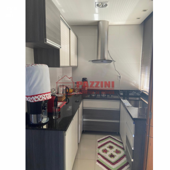 APARTAMENTO À VENDA