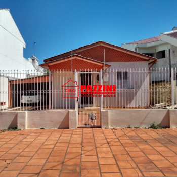 CASA MISTA À VENDA NO CENTRO