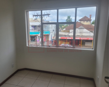 SALA COMERCIAL  À VENDA 