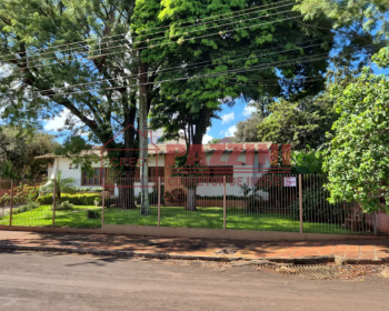 CASA DE ALVENARIA À VENDA 